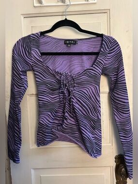 Purple Zebra-Print Cropped Long Sleeve Top